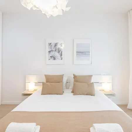Apartment New 3 Bedroom With Rooftop Pool Rdr281 Marbella
