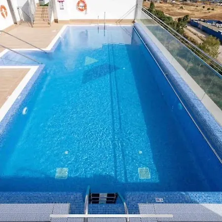 Apartment New 3 Bedroom With Rooftop Pool Rdr281 *
